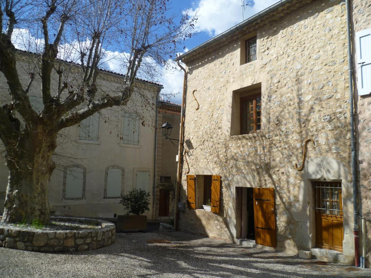 Ribiers Une Maison Dans Le Village מראה חיצוני תמונה